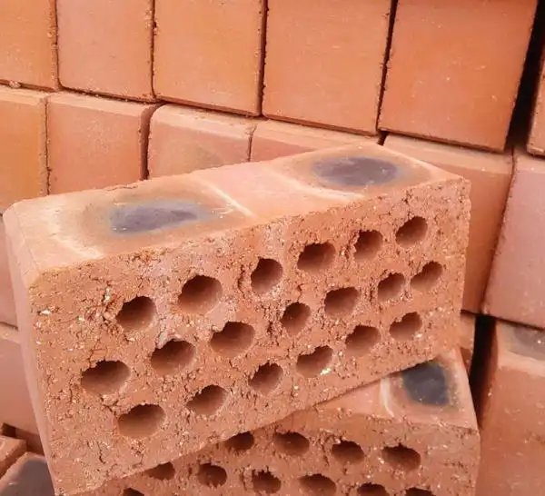 農村自建房用空心磚的優缺點。